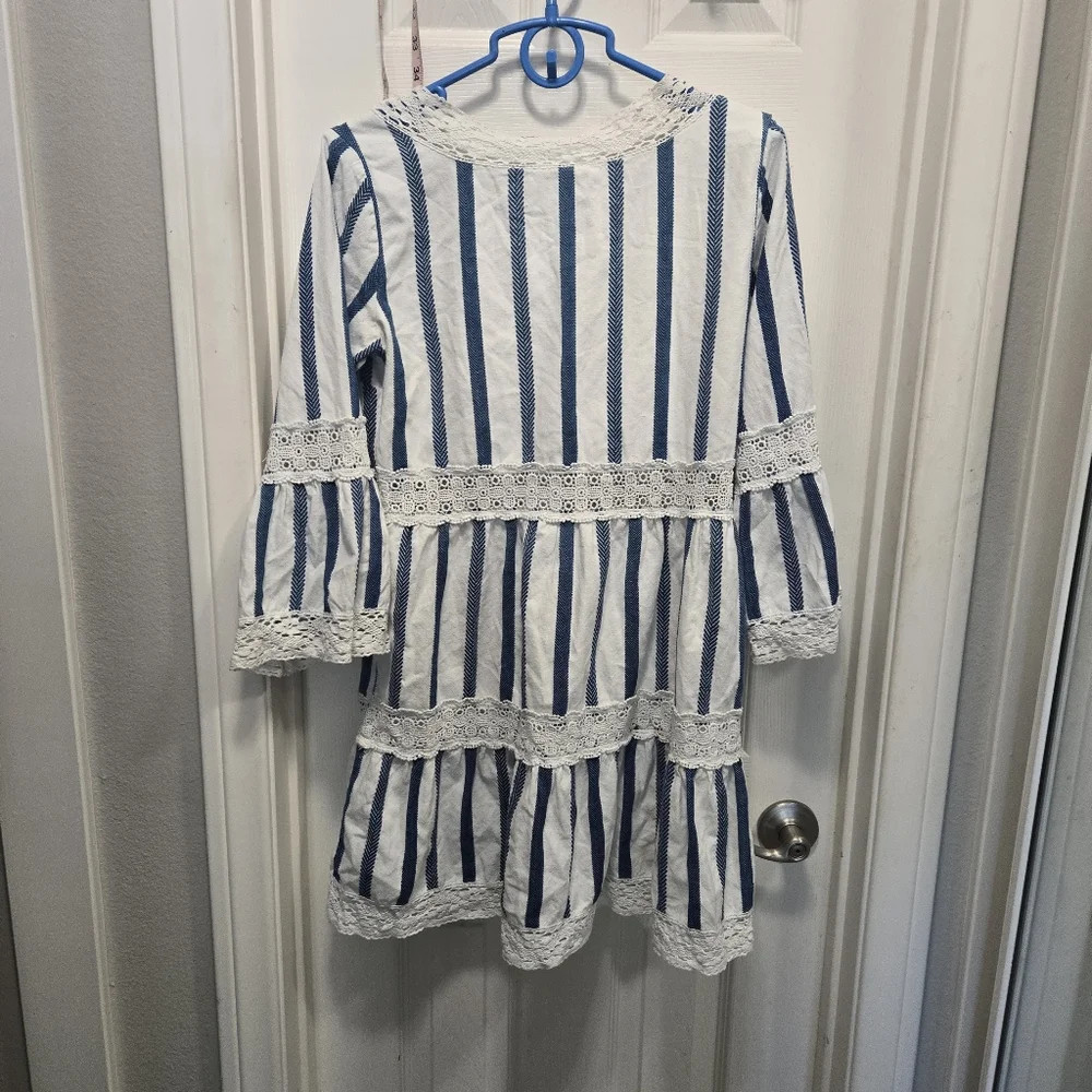 Sail To Sable Sts Blue and White Striped Dress with Lace Trim Size M